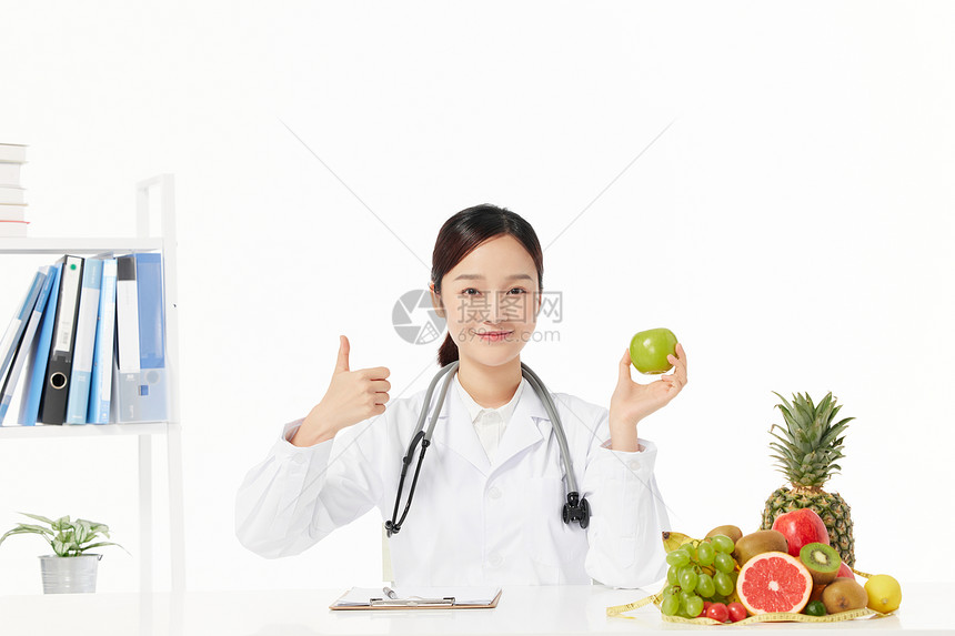 女营养师推荐健康饮食图片