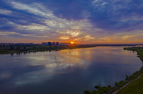 石家庄滹沱河湿地夕阳背景