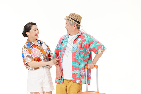 夏日度假享受假日的老年夫妻享受度假的老年夫妻背景