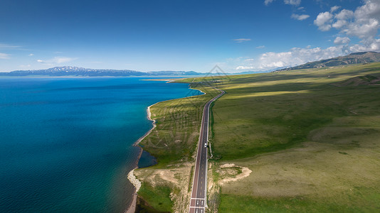 5A景区航拍新疆赛里木湖景区环湖公路高清图片