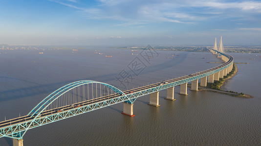 南通海安南通沪苏通长江公铁大桥背景