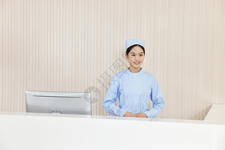 医院前台女性护士职业形象图片