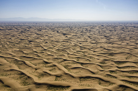 内蒙古阿拉善天鹅湖沙漠航拍背景图片