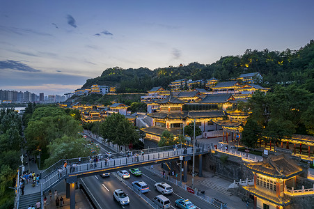 夏天务农人们大美兰州白塔山背景