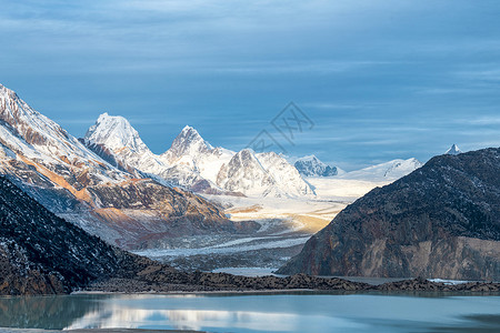 西藏八宿来古冰川图片
