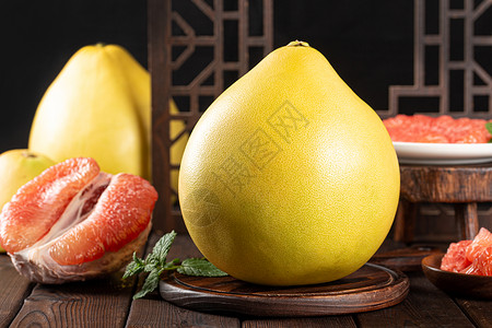 成熟的柚子背景图片