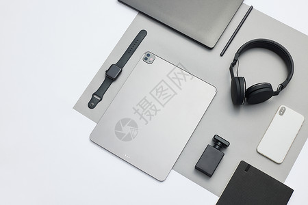 数码产品展示灰色背景里的电子产品背景