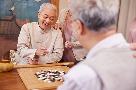 人物对弈素材老友聚会下围棋背景