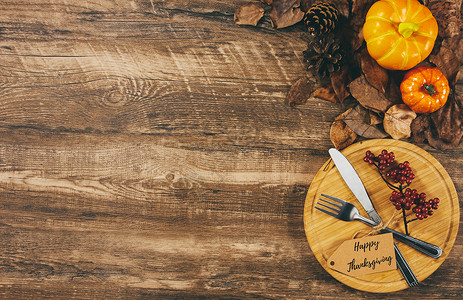 黑金背景感恩节海报木质纹理下的感恩节刀叉背景