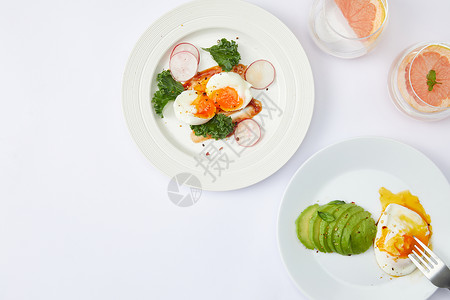 品质食物白色桌子上的精致健康早餐背景