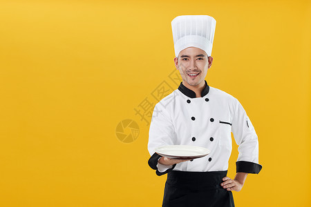 端着盘子的厨师形象图片