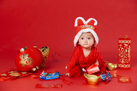 虎年喜庆元素可爱婴儿新年春节装扮背景