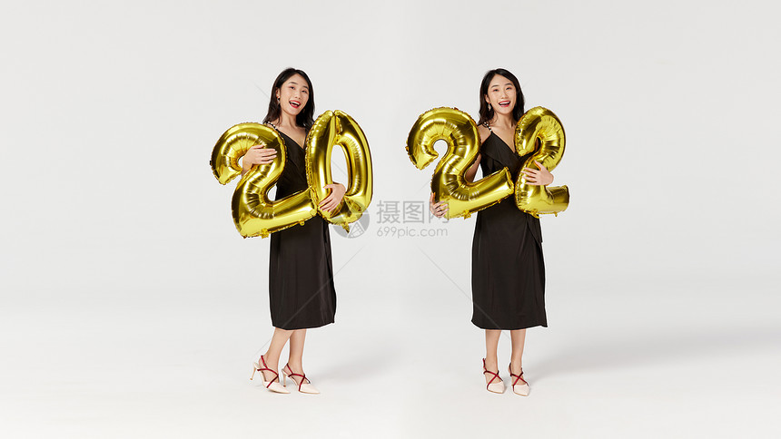 青年美女2022跨年概念图片