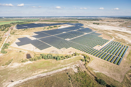 森夫滕堡太阳能公园光伏发电厂高清图片