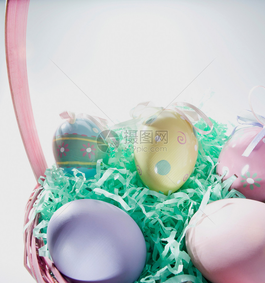 复活节鸡蛋篮子图片