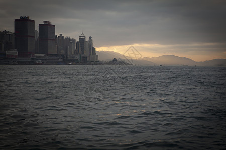 香港海边的现代建筑图片