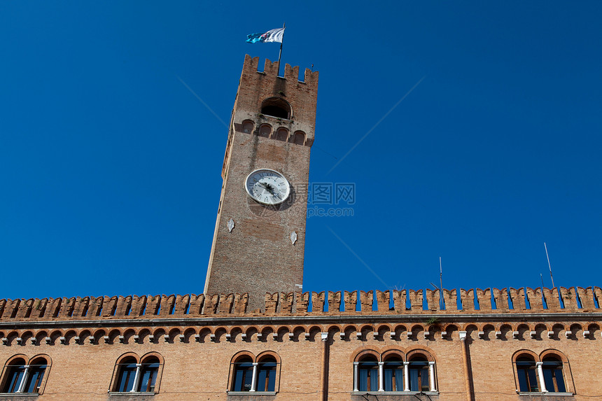意大利维内托的时钟塔图片