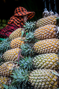 卖菠萝的摊子高清图片