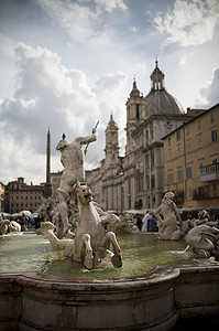 意大利罗马纳沃广场的喷泉图片