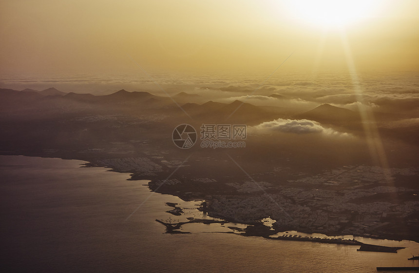 日落时的西班牙加那利群岛图片
