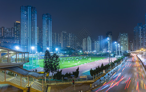 香港旺角公寓楼及运动场背景图片