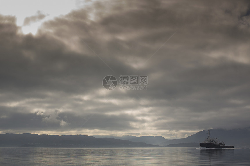 苏格兰斯凯岛拖网图片