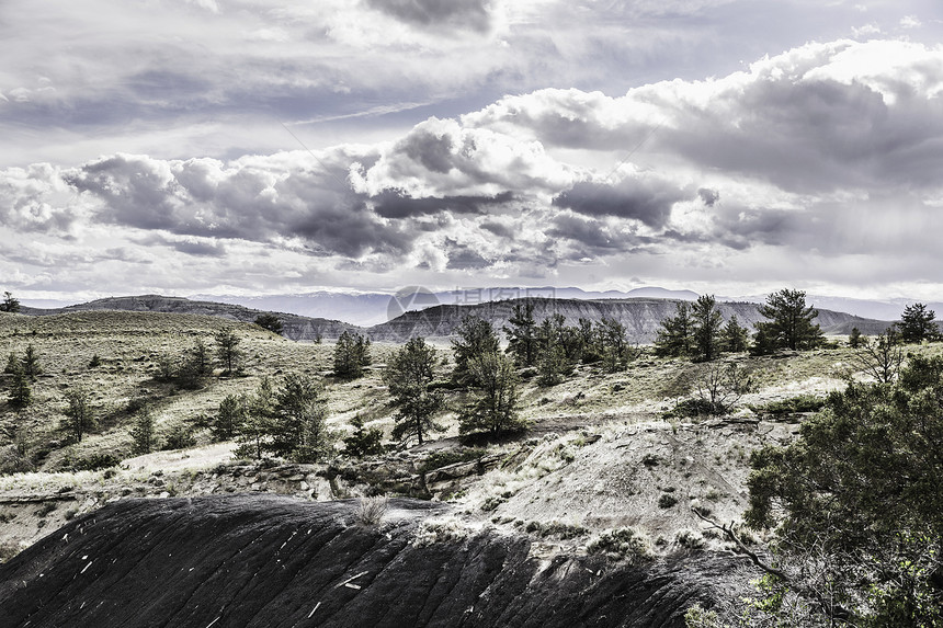 美国蒙大拿州布里奇的岩层景观图片