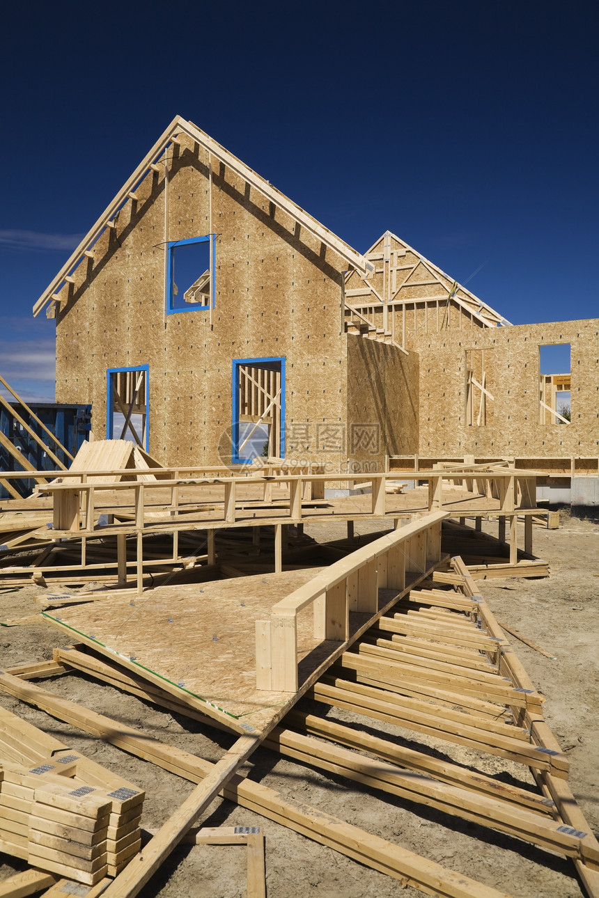 加拿大魁北克正在建造中的住宅式家庭住房图片