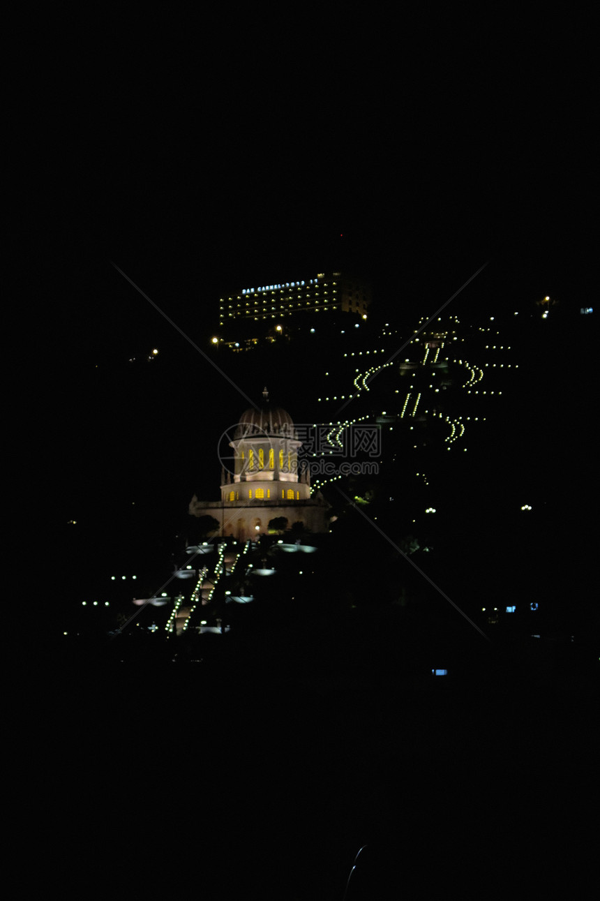 以色列海法寺夜间图片