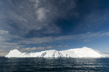格陵兰日光冰山图片