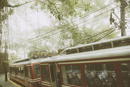 巴西里约热内卢客运列车图片