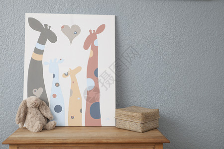 毛绒兔子玩具和插画图片