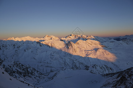 奥地利蒂罗尔奥茨塔尔奥茨塔尔山脉图片
