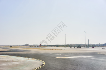 机场跑道图片