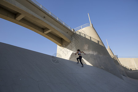 Athlete慢跑VanNuys美国加利福尼亚州图片