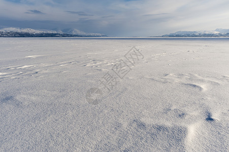 瑞典阿比斯科公园托恩特拉斯克湖高清图片