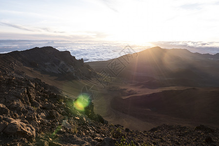 Haleakala火山毛伊夏威夷的日出图片