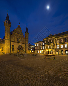 荷兰南荷兰海牙宾内霍夫的夜晚风光图片