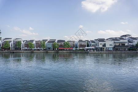 上海具有水边餐馆和住房的水道上海图片