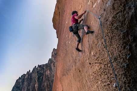 美国俄勒冈州史密斯洛克立公园人岩攀高清图片