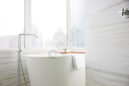 品质装修卧室里的浴室浴缸背景