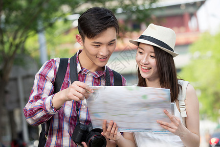 北京区域地图度假浪漫青年情侣看旅游背景