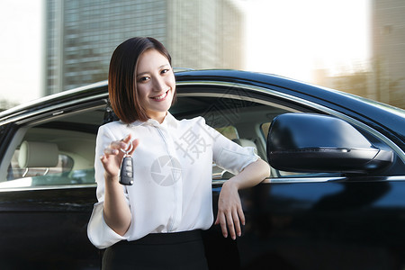汽车销售主管女性驾车背景