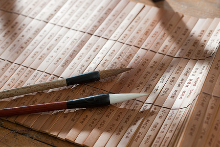 竹简毛笔笔古代的高清图片