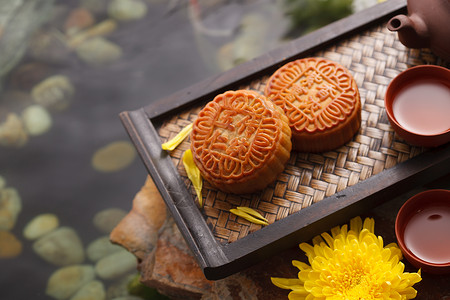 中秋节各个口味的美味月饼高清图片