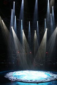 蓝色发光效果剧院内舞台与灯光背景