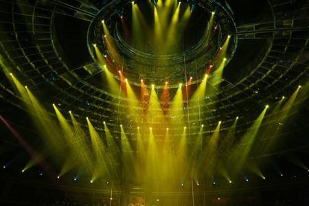 摄影水平构图素材剧院内舞台与灯光高清图片