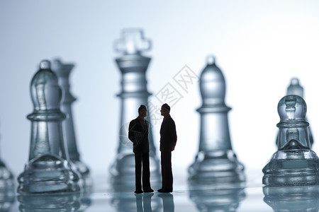 企业文化蓝色国际象棋与商务人士背景