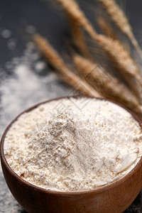 一碗面粉和麦穗高清图片