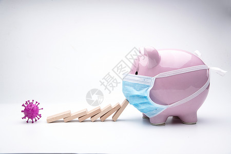 猪玩具传染病盾多米诺骨牌和戴着口罩的猪背景